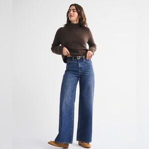 Abercrombie & Fitch High Rise Wide Leg Jean, 30 Short